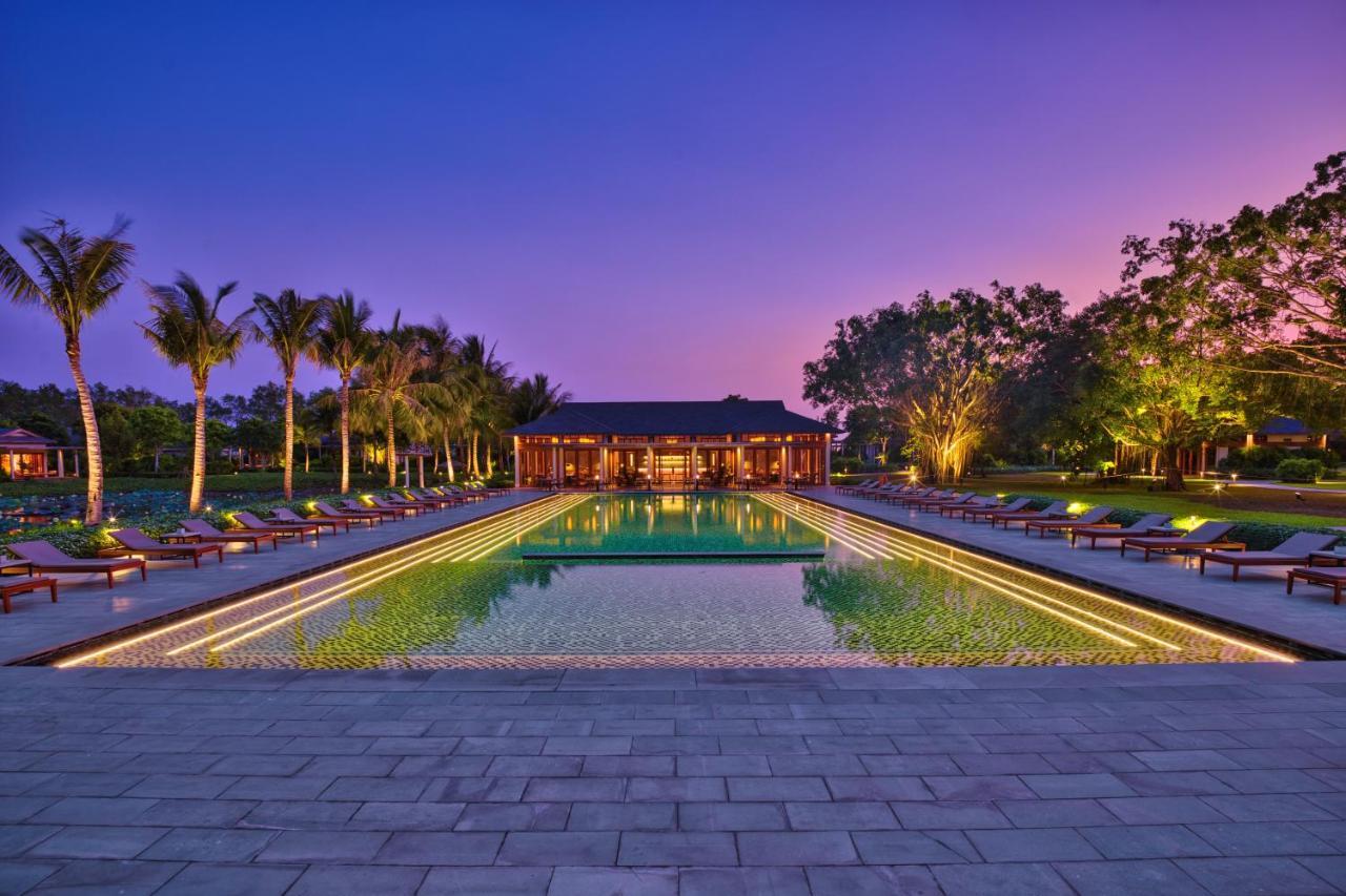 Legacy Mekong Hotel Can Tho Exterior photo