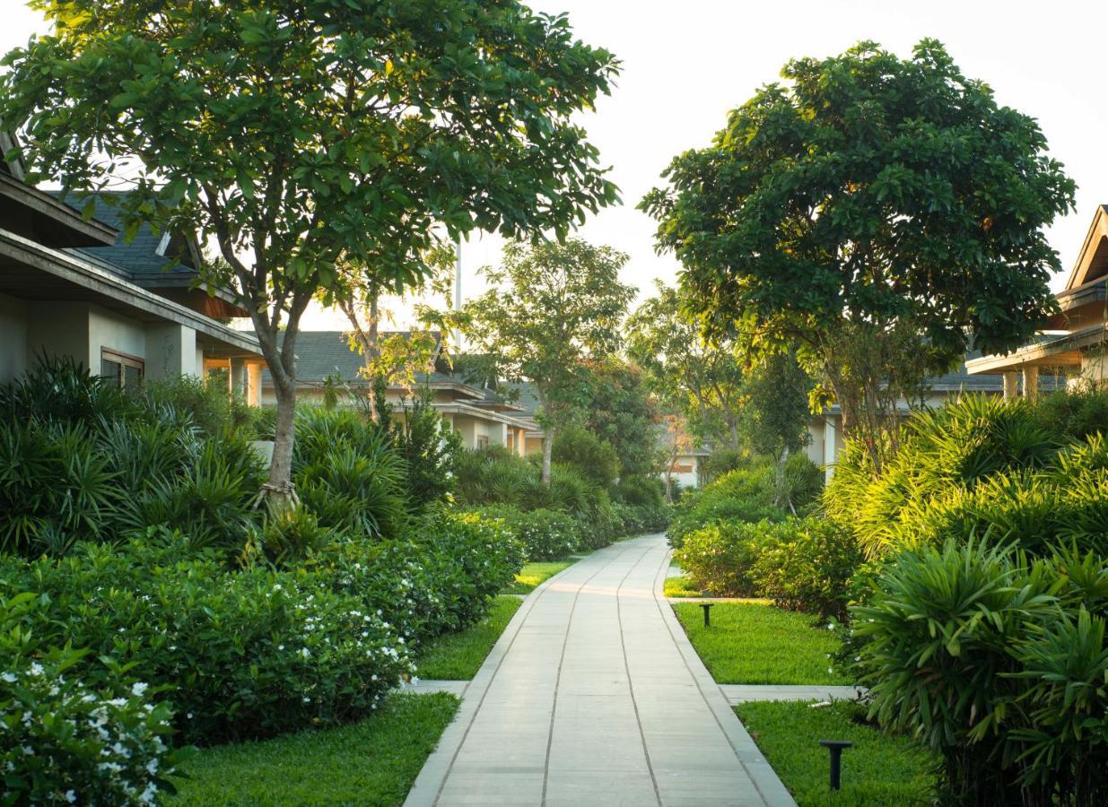 Legacy Mekong Hotel Can Tho Exterior photo